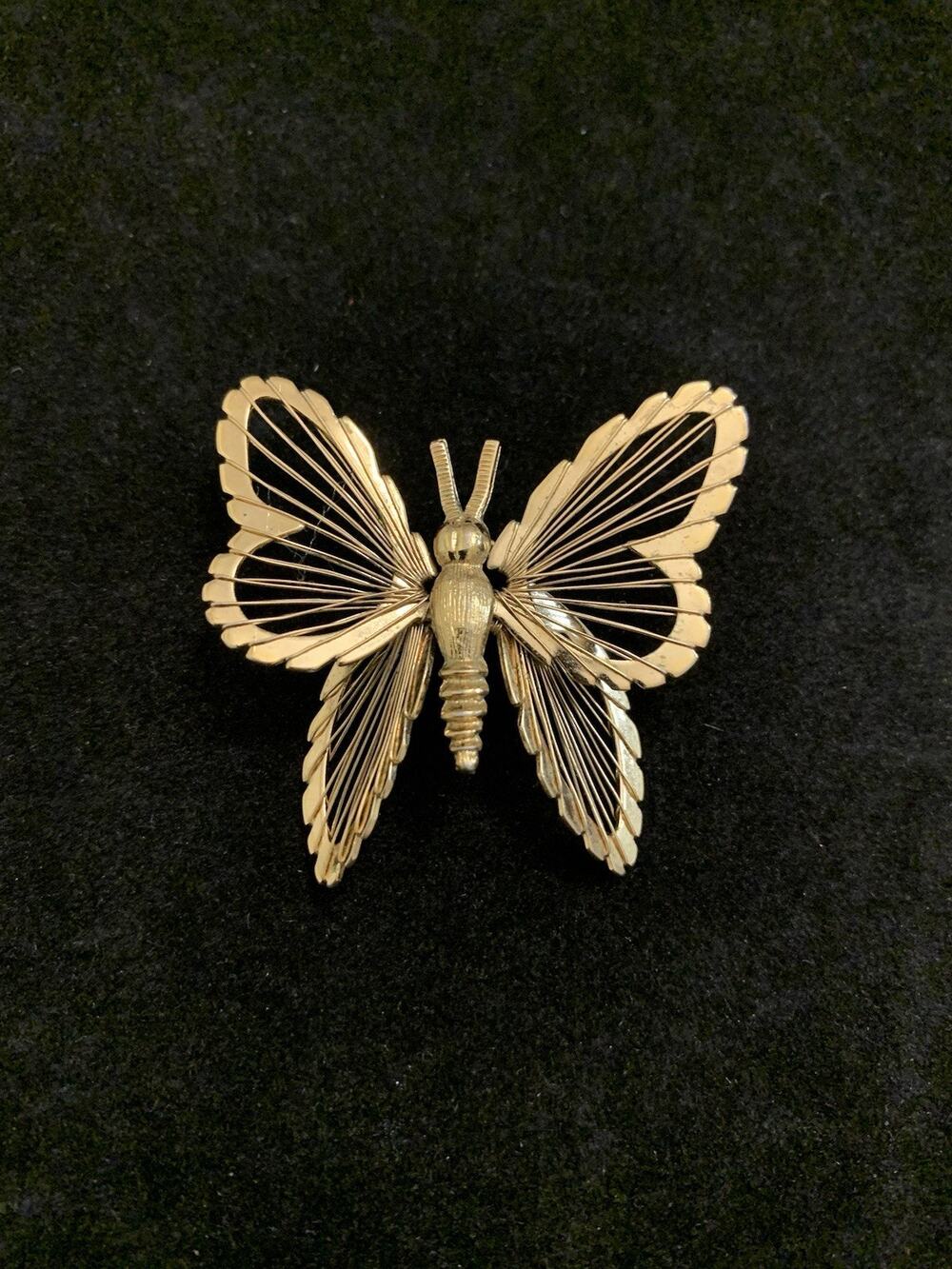 60’s Vintage Monet's Menagerie Spinneret Butterfly Brooch Pin Gold Tone